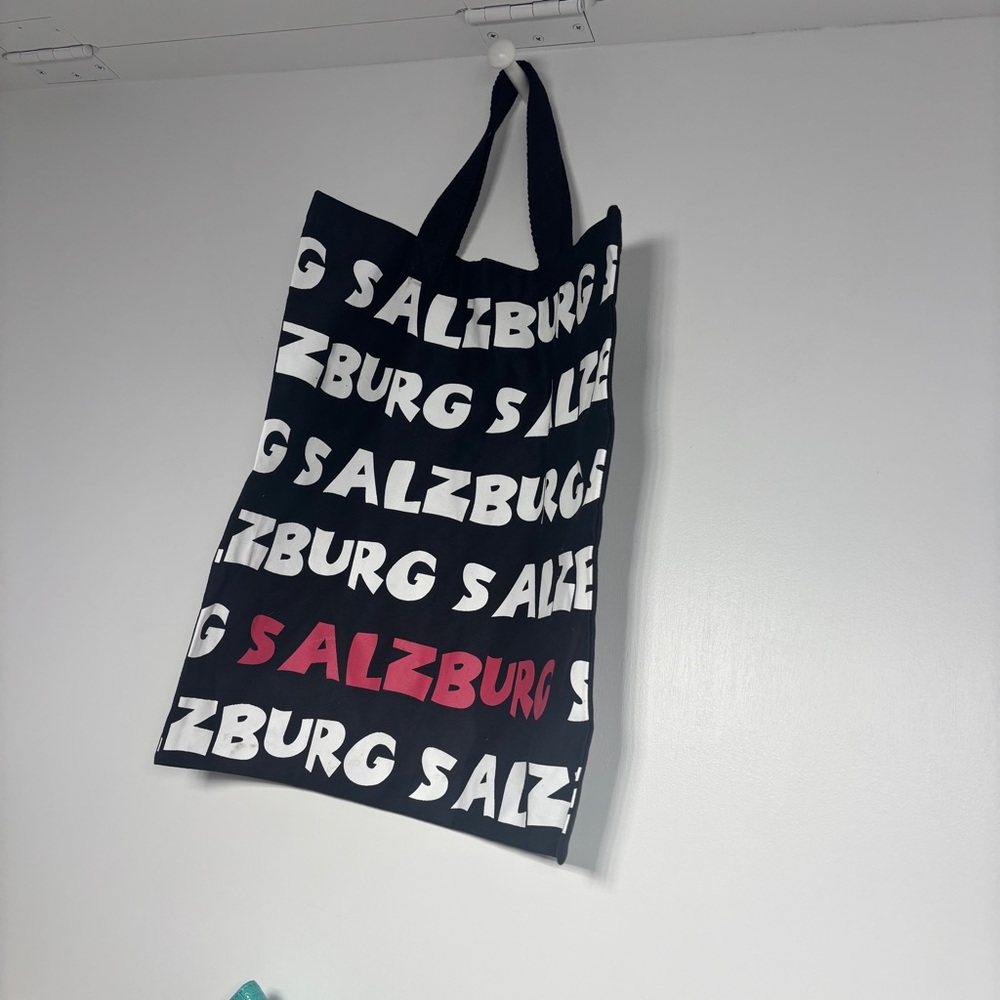 Salzburg Tote Bag Black